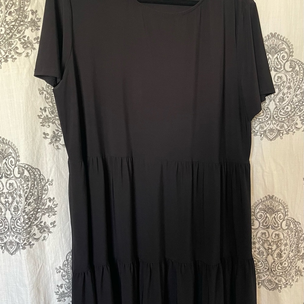 Nicole Miller Elegant Black Smock Dress